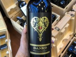 Rượu vang đỏ Ý Danko