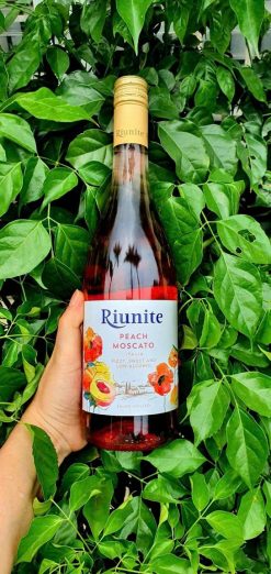 Rượu vang Ý Riunite Peach Moscato