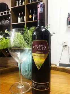 Rượu vang đỏ Chile Apalta Tradition Cabernet Sauvignon