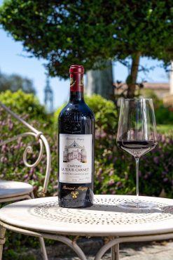 Vang Pháp Chateau La Tour Carnet Giá tốt nhất