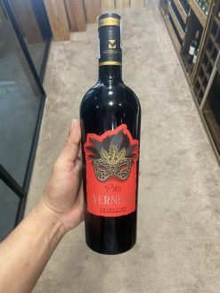 Rượu vang Ý Verness Primitivo