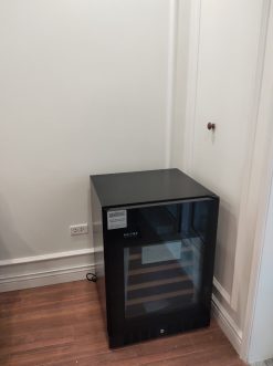 Tủ rượu vang 54 chai Kadeka KS54TL/TR Giá tốt nhất